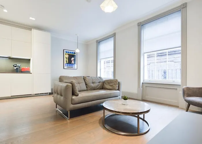 Soho Deluxe 1 Bedroom Apartment By Concept Apartments